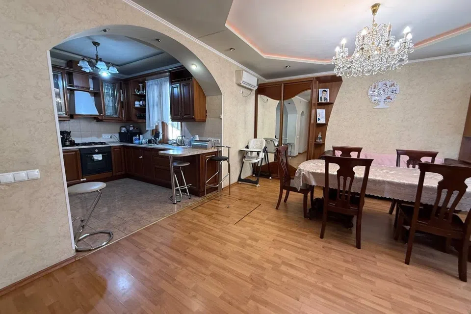 Продаётся 1-этажный дом, 120 м²