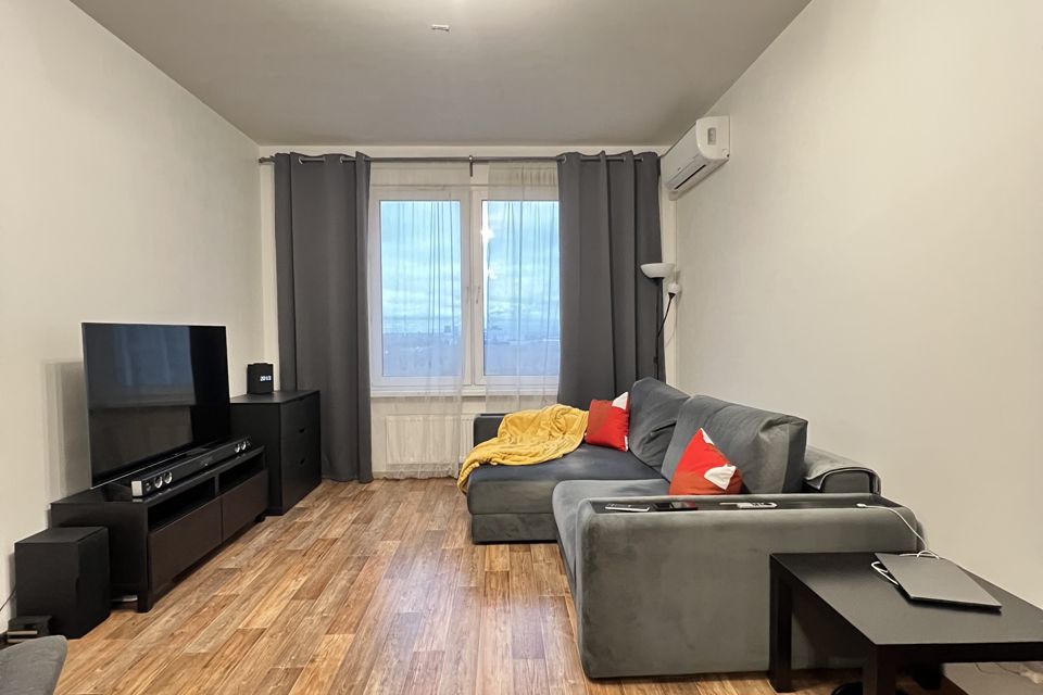 Продаётся 1-комнатная квартира, 38.5 м²