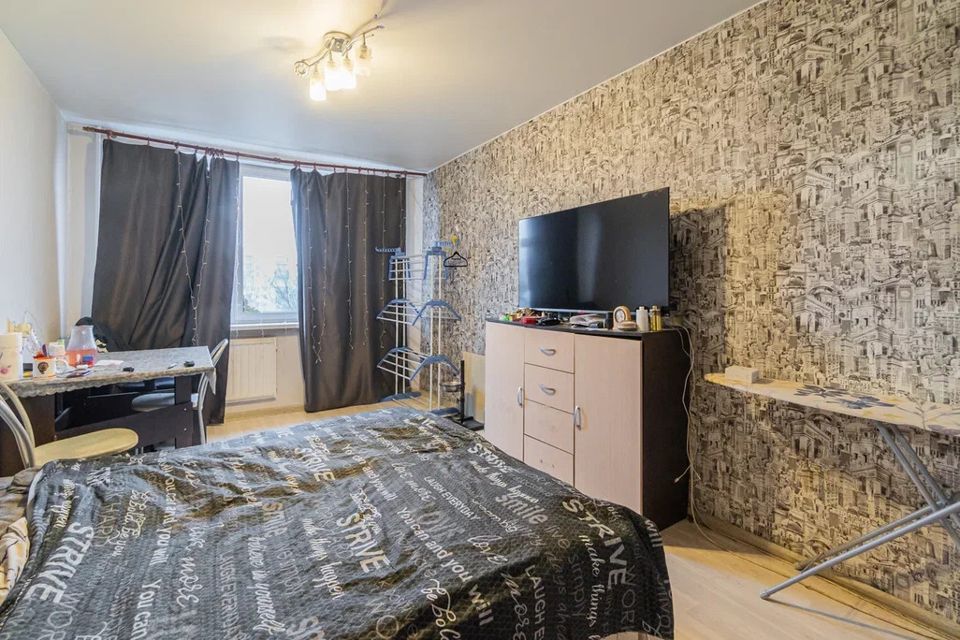 Продаётся комната в 3-комн. квартире, 15 м²