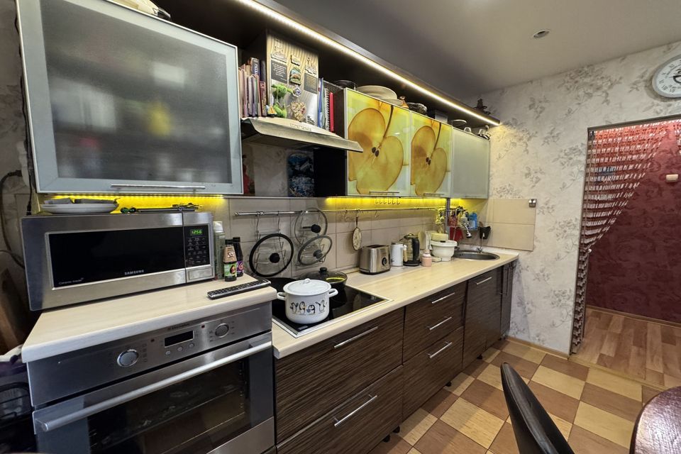 Продаётся 3-комнатная квартира, 68 м²