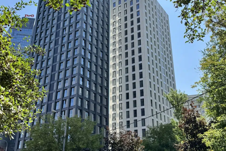 Продаётся 4-комнатная квартира, 83.9 м²