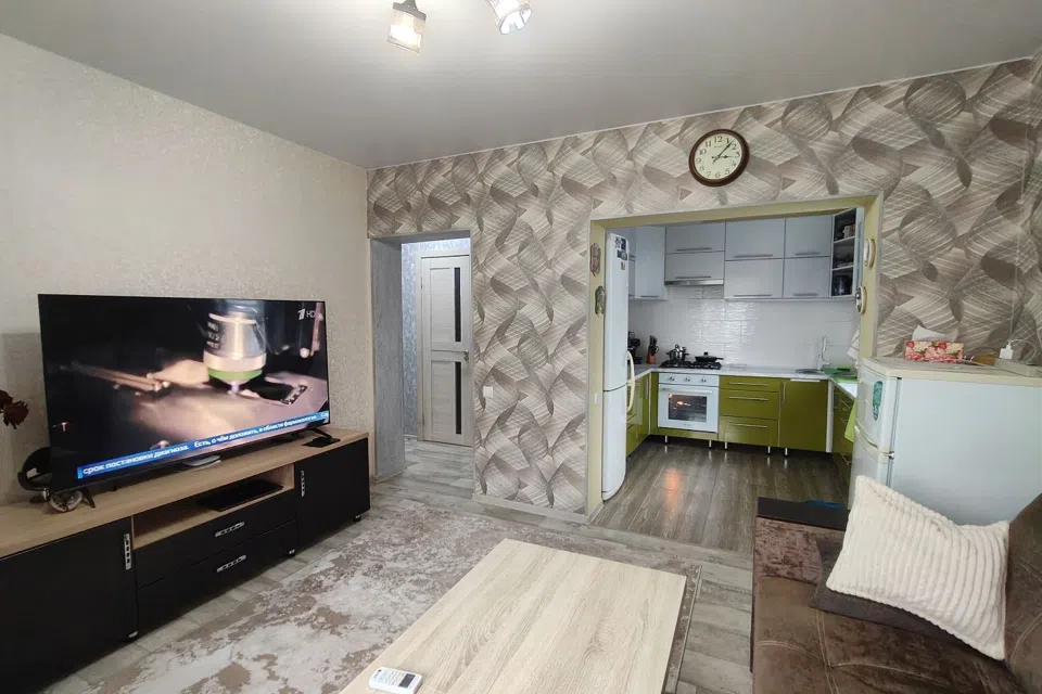 Продаётся 3-комнатная квартира, 62.7 м²