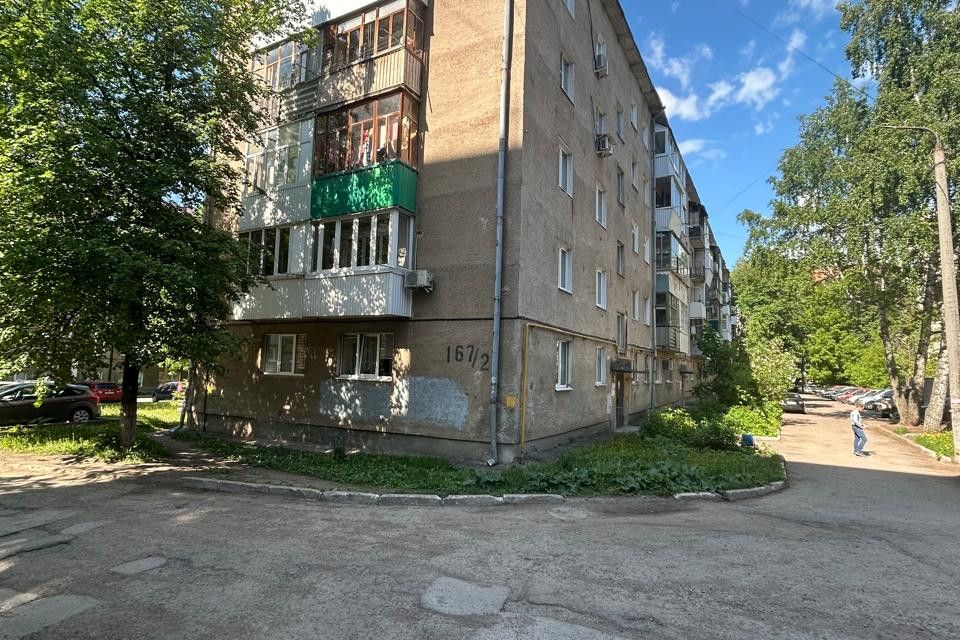 Продаётся комната в 3-комн. квартире, 32 м²
