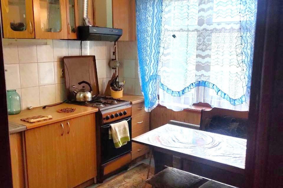 Продаётся 3-комнатная квартира, 49 м²