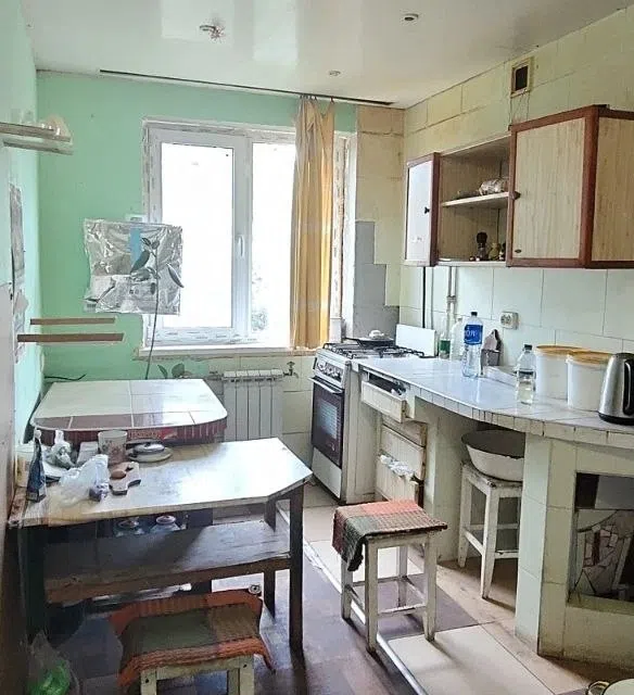 Продаётся 4-комнатная квартира, 60 м²