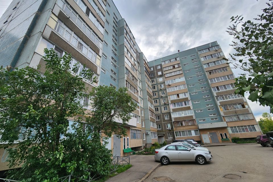 Продаётся 4-комнатная квартира, 70 м²