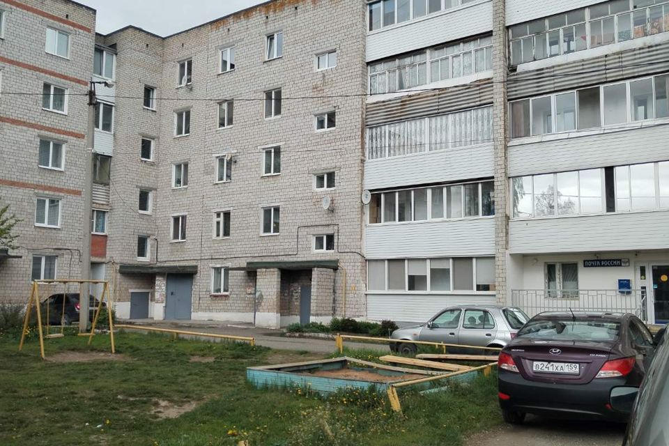 Продаётся 4-комнатная квартира, 75.9 м²