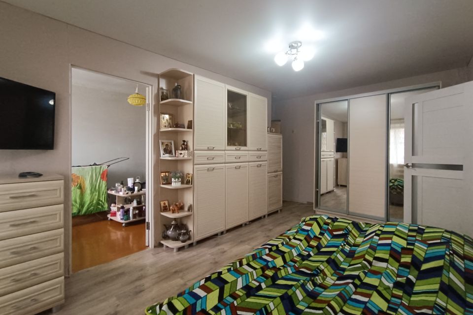 Продаётся 3-комнатная квартира, 56.1 м²