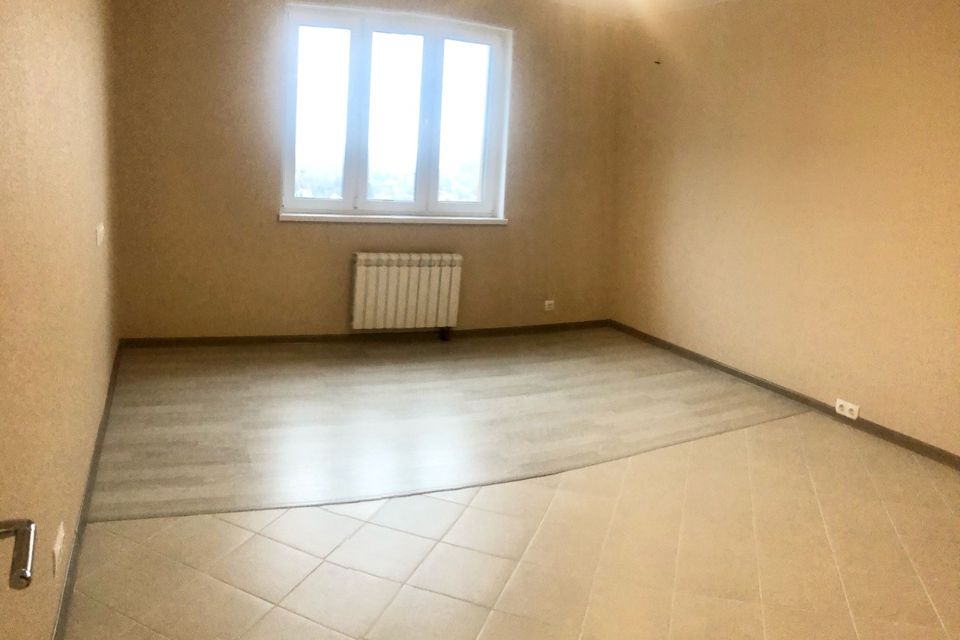 Продаётся 2-комнатная квартира, 67.8 м²