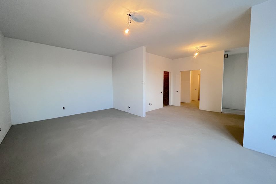Продаётся 3-комнатная квартира, 115.3 м²