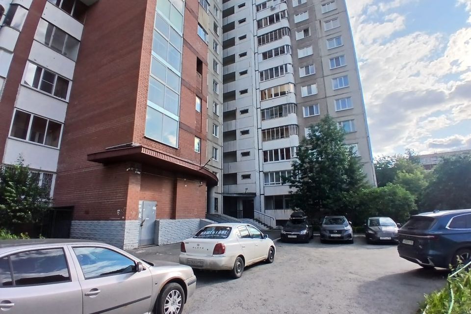 Продаётся 1-комнатная квартира, 39.7 м²