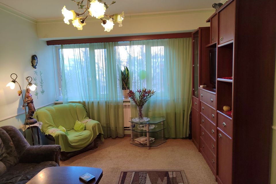 Продаётся 4-комнатная квартира, 71.3 м²