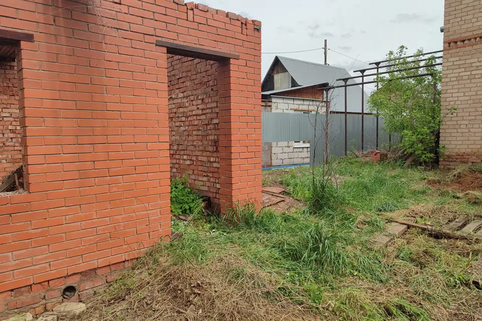 Продаётся 3-этажный дом, 186 м²
