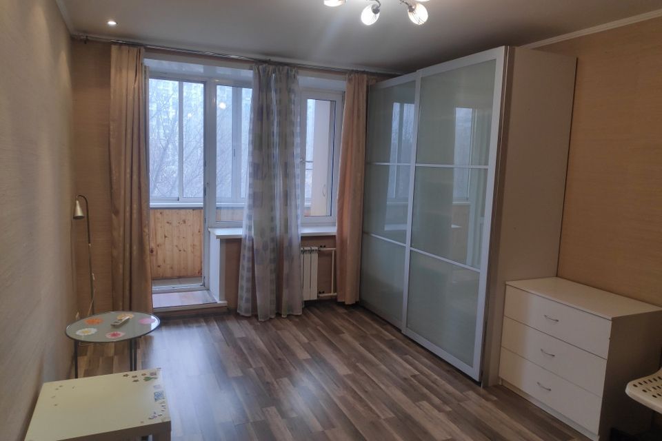 Продаётся 1-комнатная квартира, 35.6 м²