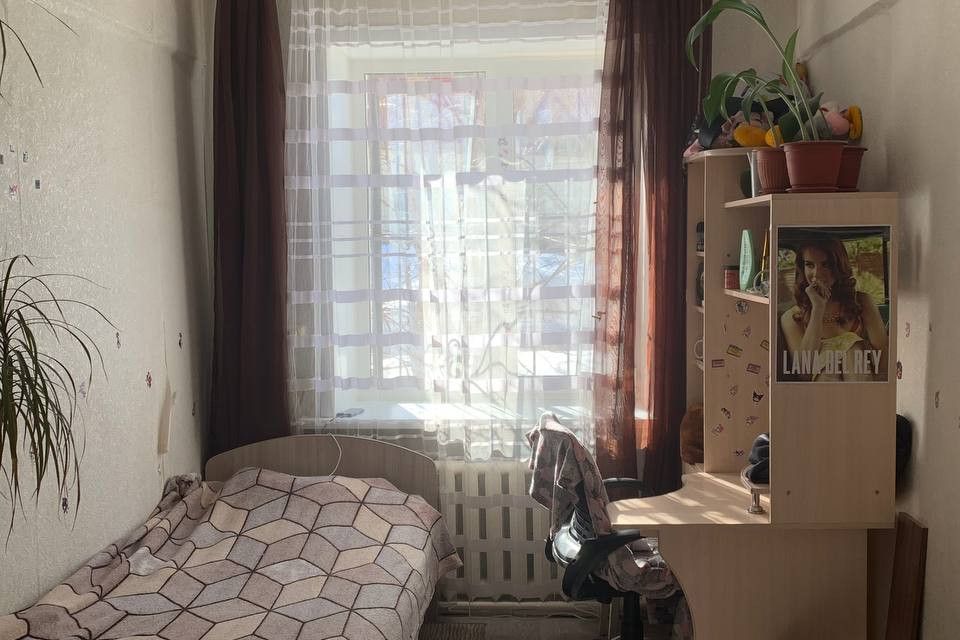 Продаётся 3-комнатная квартира, 56.4 м²
