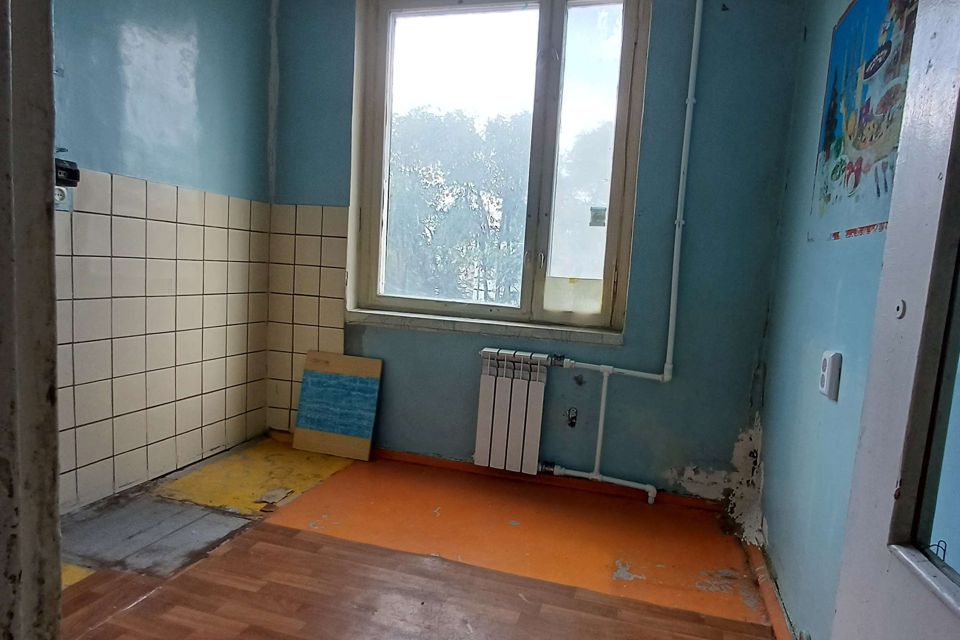 Продаётся 3-комнатная квартира, 56.8 м²