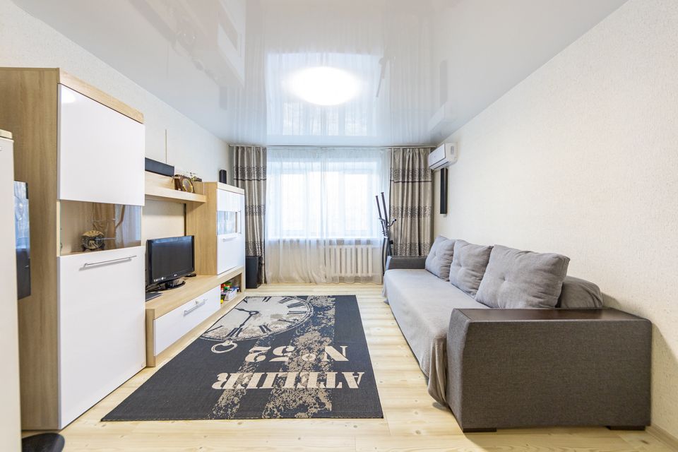 Продаётся 4-комнатная квартира, 75.8 м²