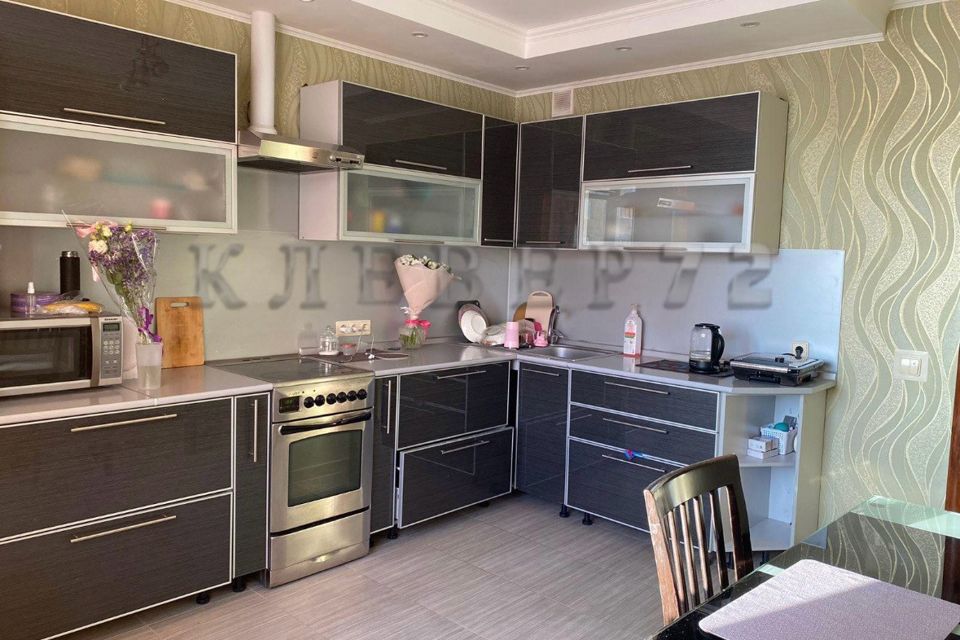 Сдаётся 1-комнатная квартира, 42 м²