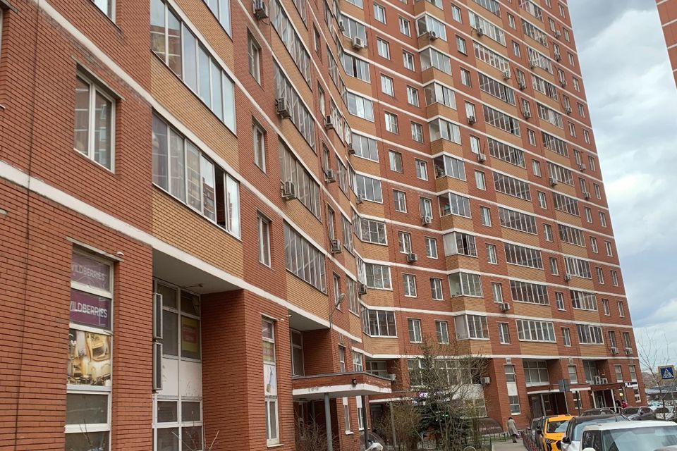 Продаётся 1-комнатная квартира, 38.4 м²
