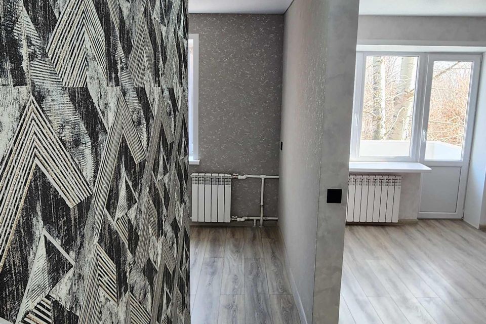 Продаётся 3-комнатная квартира, 40.3 м²