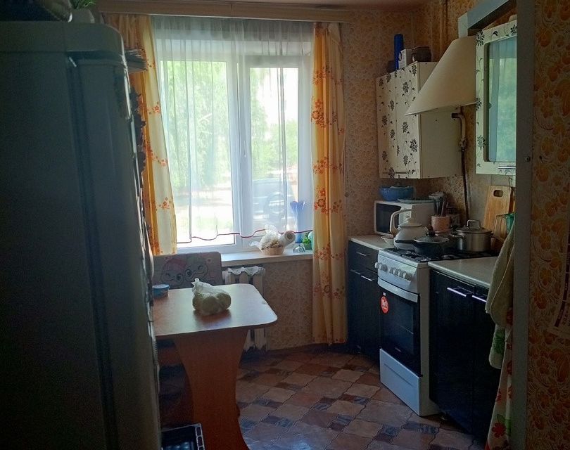 Продаётся 4-комнатная квартира, 68.9 м²