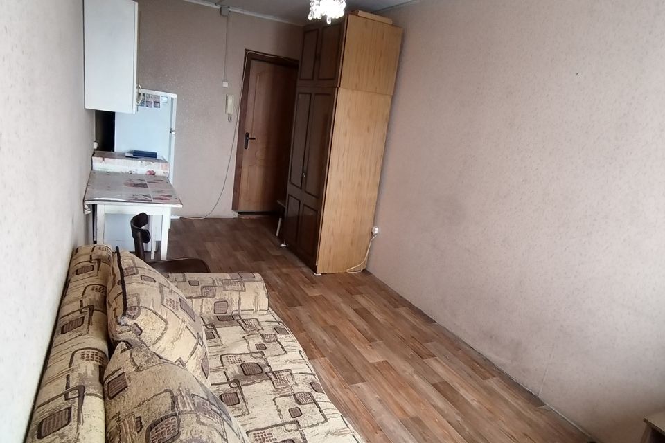 Продаётся комната в 1-комн. квартире, 13.7 м²