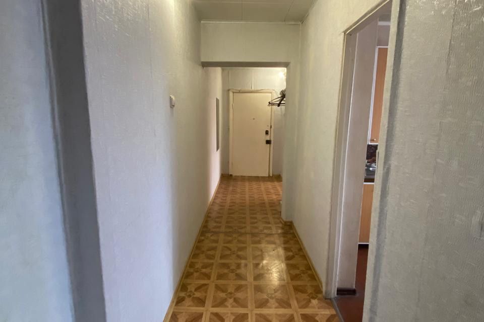 Продаётся 3-комнатная квартира, 67.8 м²