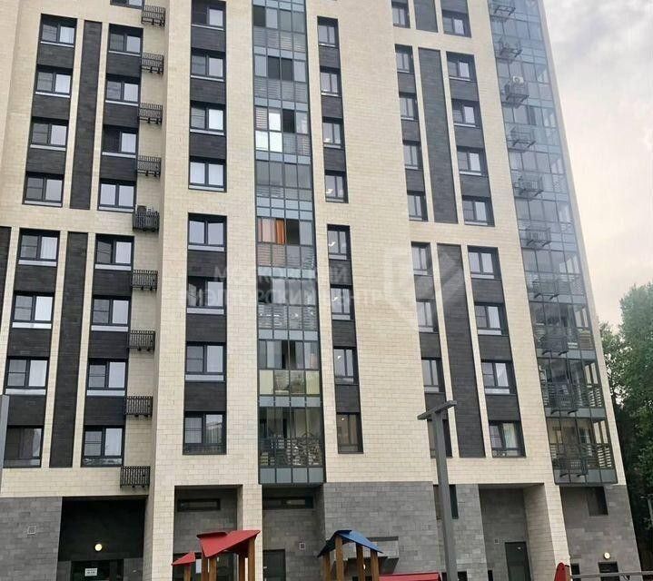 Продаётся 2-комнатная квартира, 60.8 м²