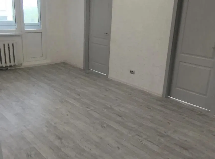 Продаётся 4-комнатная квартира, 60 м²