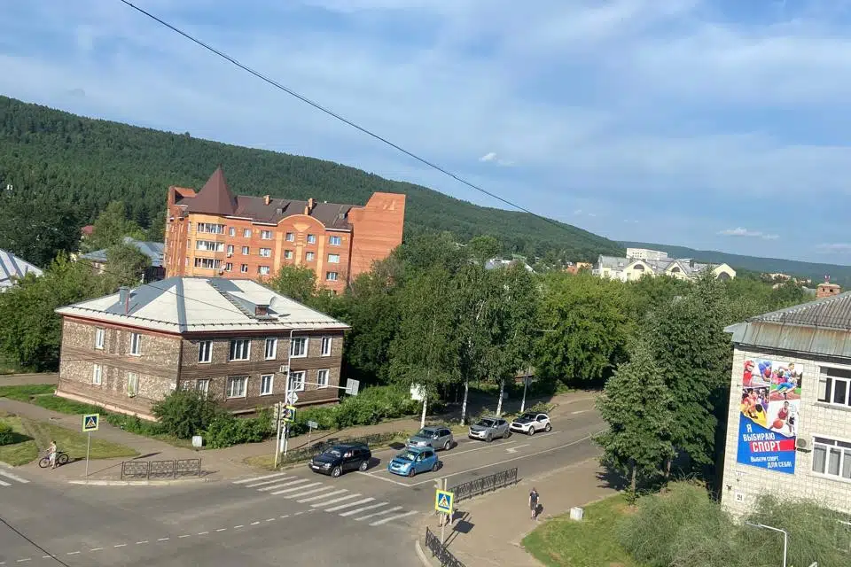 Продаётся 1-комнатная квартира, 41.4 м²