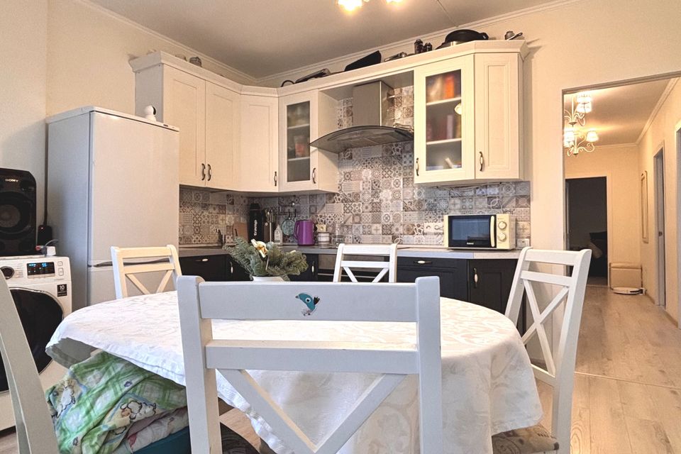 Продаётся 3-комнатная квартира, 81.93 м²