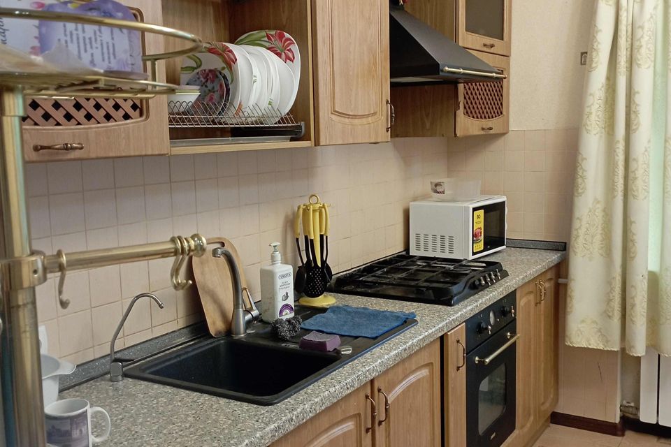 Продаётся 3-комнатная квартира, 70 м²