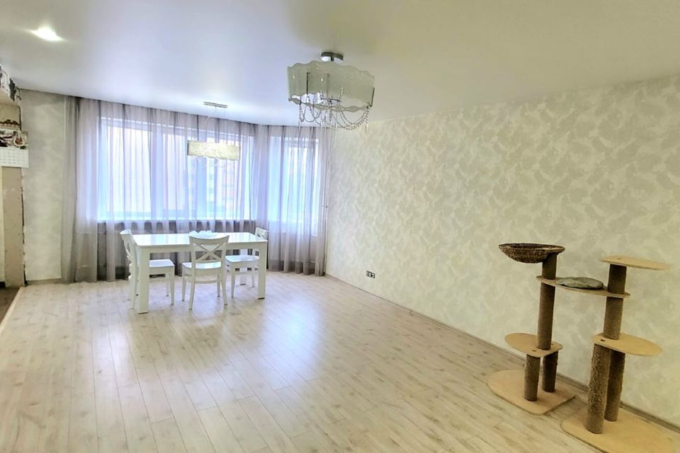 Продаётся 3-комнатная квартира, 92.6 м²