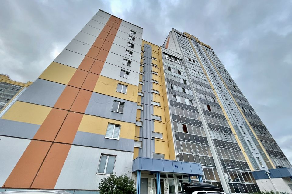Продаётся 2-комнатная квартира, 63.6 м²