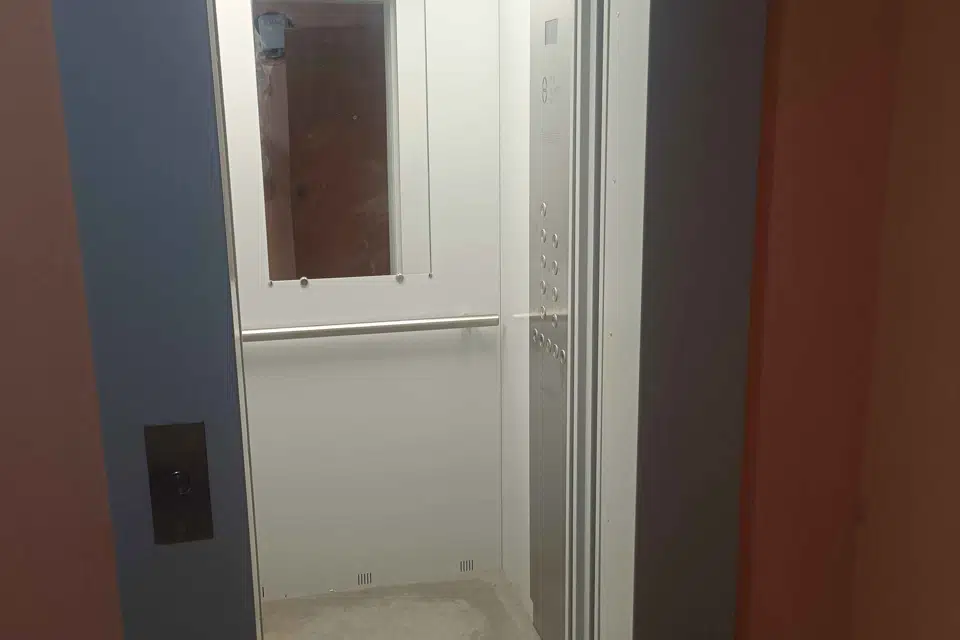 Продаётся 1-комнатная квартира, 33 м²