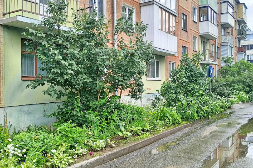 Продаётся 3-комнатная квартира, 56.4 м²