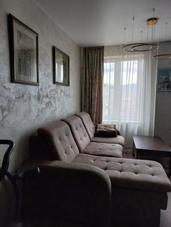 Сдаётся 1-комнатная квартира, 58 м²
