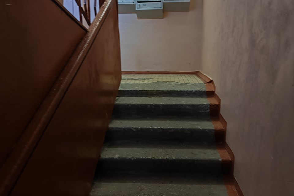 Продаётся 4-комнатная квартира, 61.5 м²