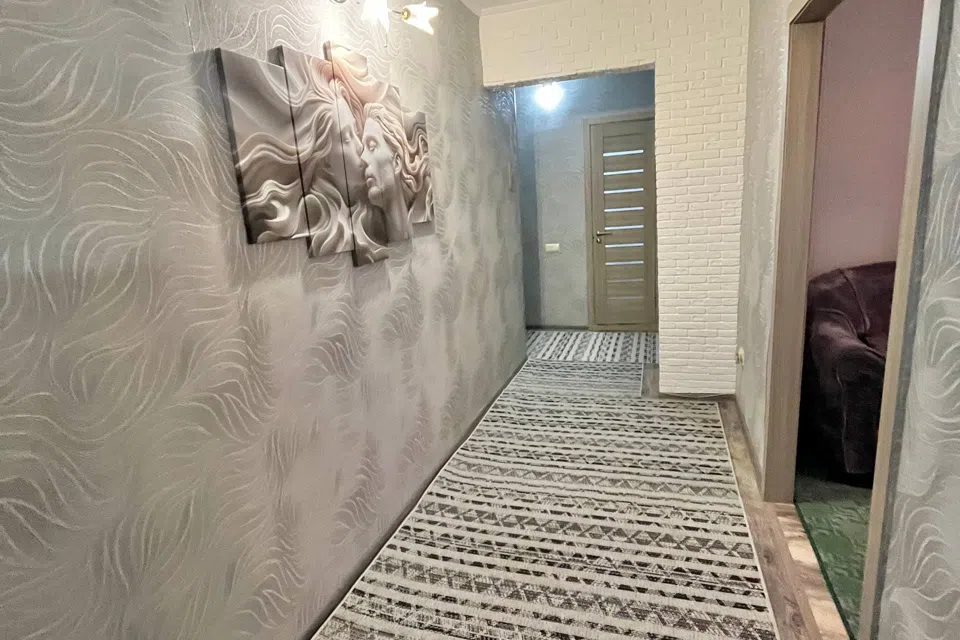Продаётся 3-комнатная квартира, 72.2 м²