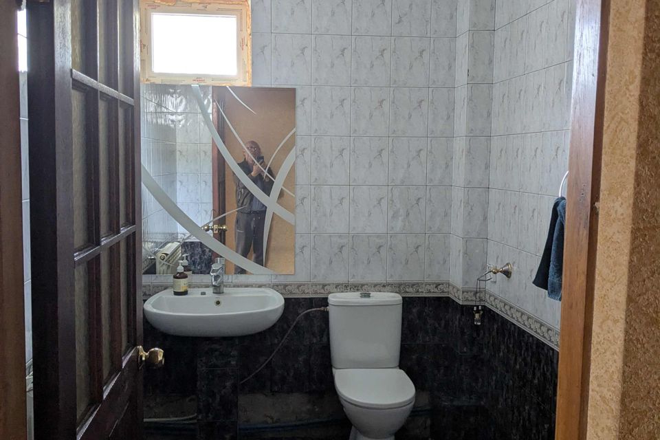 Продаётся 2-этажный дом, 270 м²