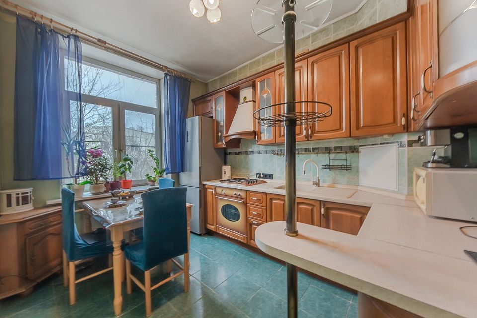 Продаётся 2-комнатная квартира, 56.4 м²