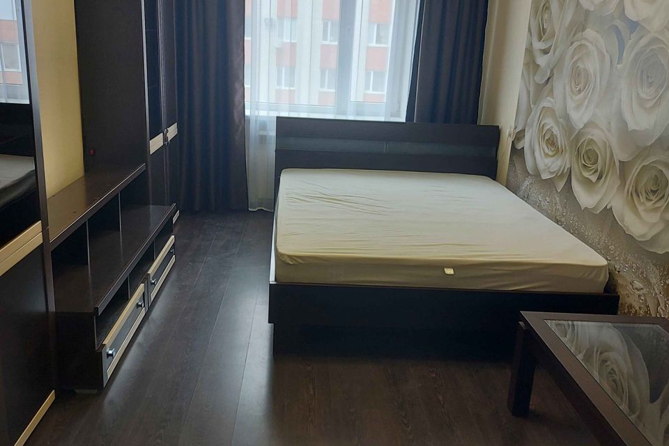 Сдаётся 2-комнатная квартира, 57 м²