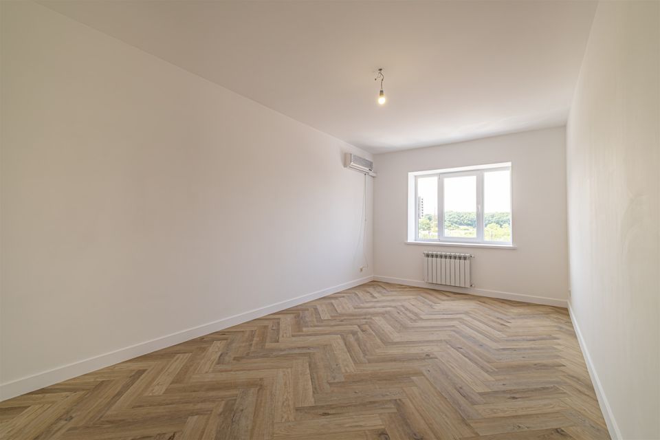 Продаётся 2-комнатная квартира, 55.2 м²