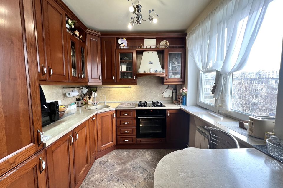 Продаётся 3-комнатная квартира, 57 м²