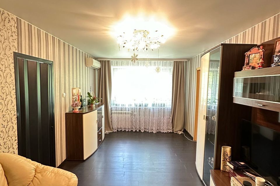 Продаётся 2-комнатная квартира, 44.8 м²