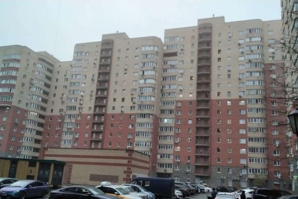 Продаётся 2-комнатная квартира, 65 м²