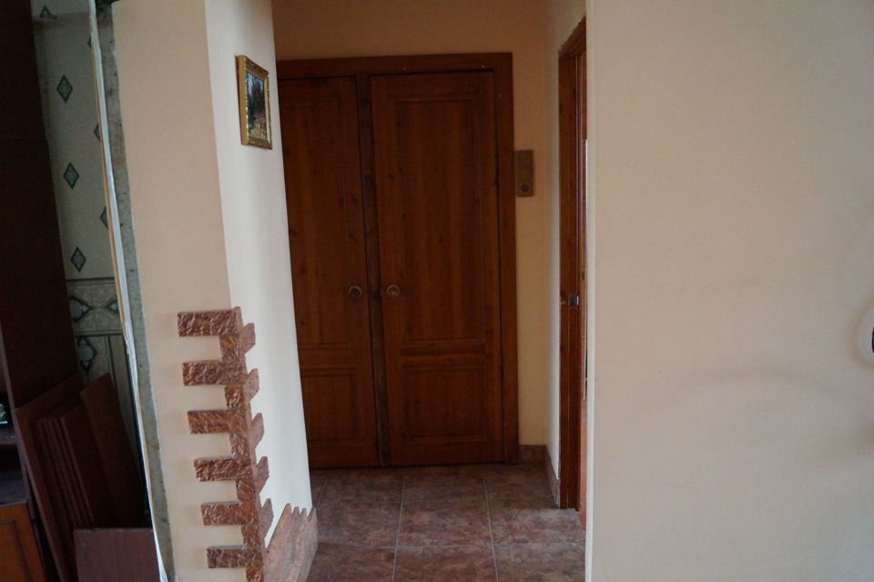 Продаётся 3-комнатная квартира, 60.4 м²