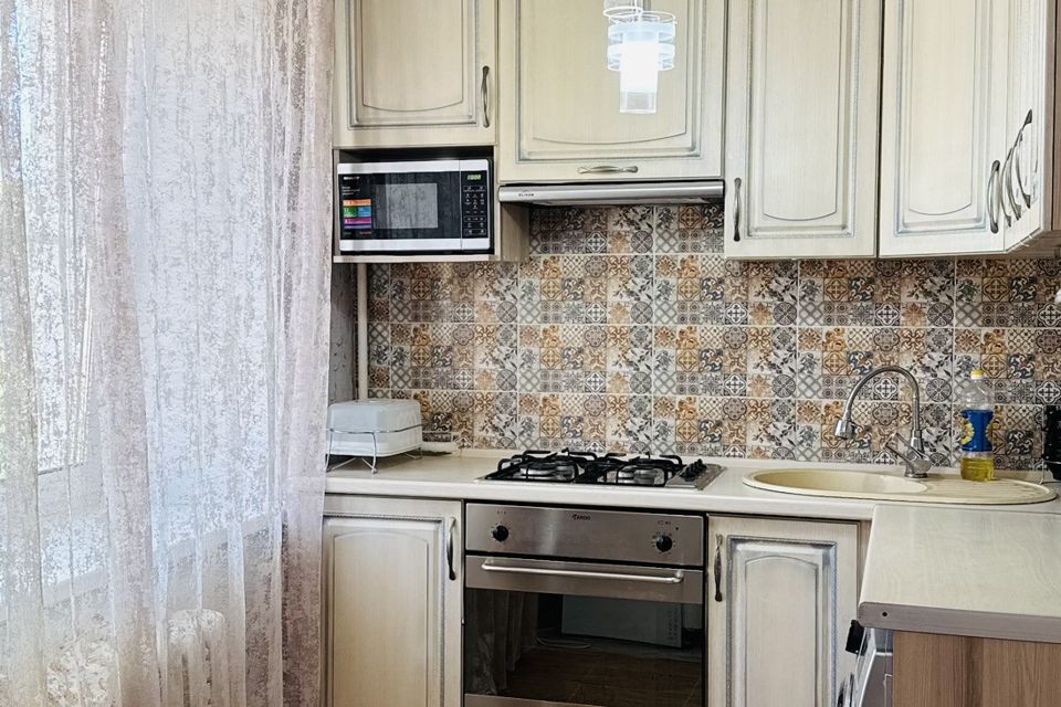 Продаётся 3-комнатная квартира, 53 м²