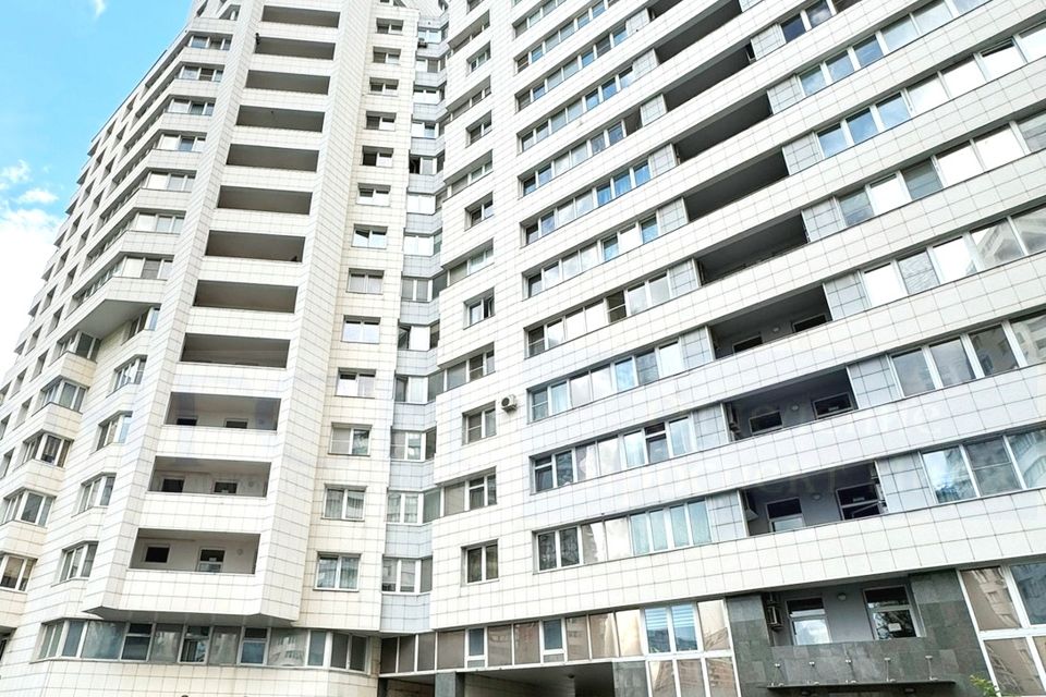 Продаётся 1-комнатная квартира, 60 м²