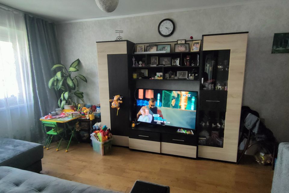 Продаётся 3-комнатная квартира, 50.9 м²